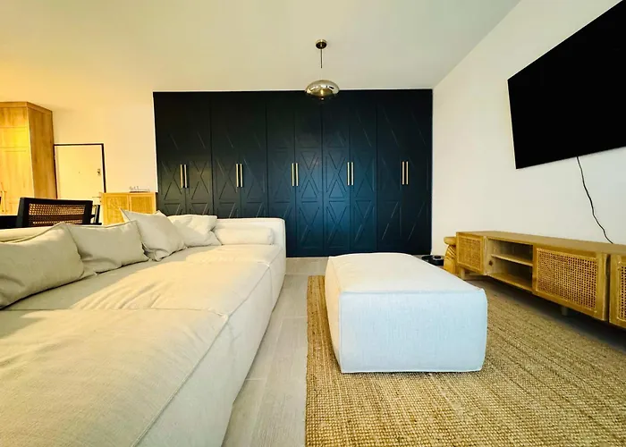 Joy - Of Mara M8-111 Apartment